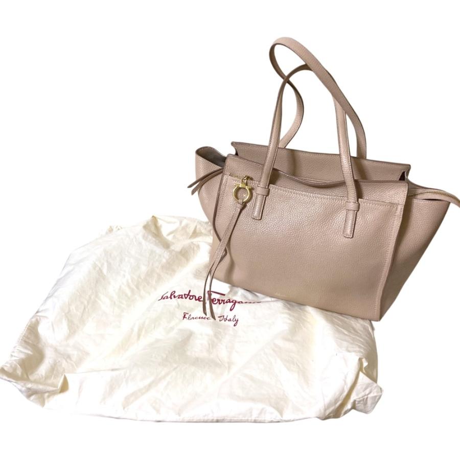 良品 Salvatore Ferragamo サルヴァトーレフェラガモ エイミー