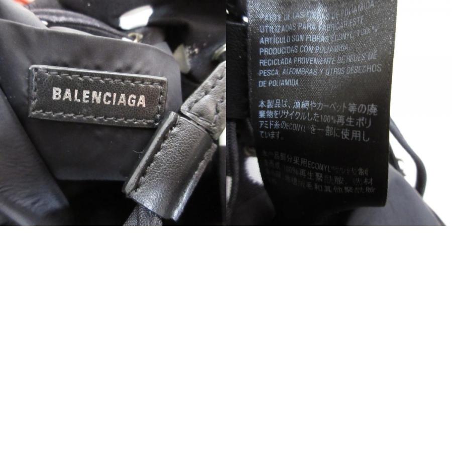 BALENCIAGA（バレンシアガ） 美品 DRAWSTRING XS ドット ショルダー