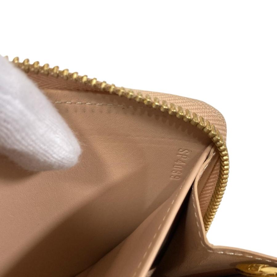 LOUIS VUITTON（ルイ・ヴィトン） モノグラムヴェルニ ジッピー