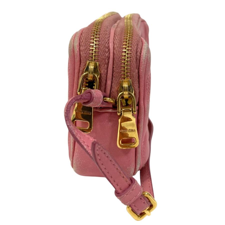 【新品未使用】MIUMIUナッパレザー  ミニショルダーバッグ　ピンク miu miu（ミュウミュウ） ナッパレザー アクセサリーポーチ バッグ