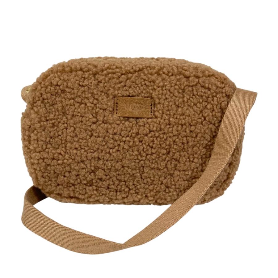 UGG（アグ） 新品同様 W JANEY II SHERPA クロスボディ フェイク