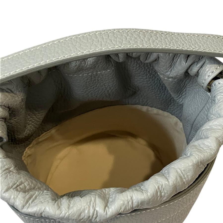 IACUCCI（イアクッチ） 美品 ジョイア 巾着ハンドバッグ グレー