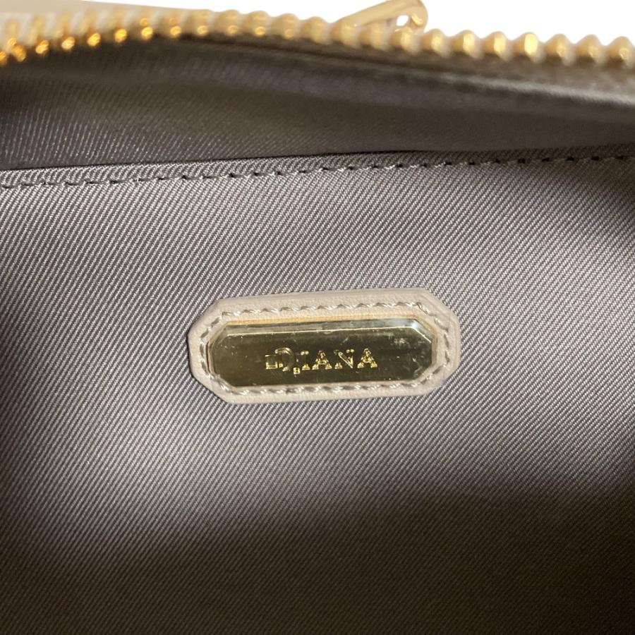 DIANA（ダイアナ） 新品同様 グリッター チェーンショルダーバッグ