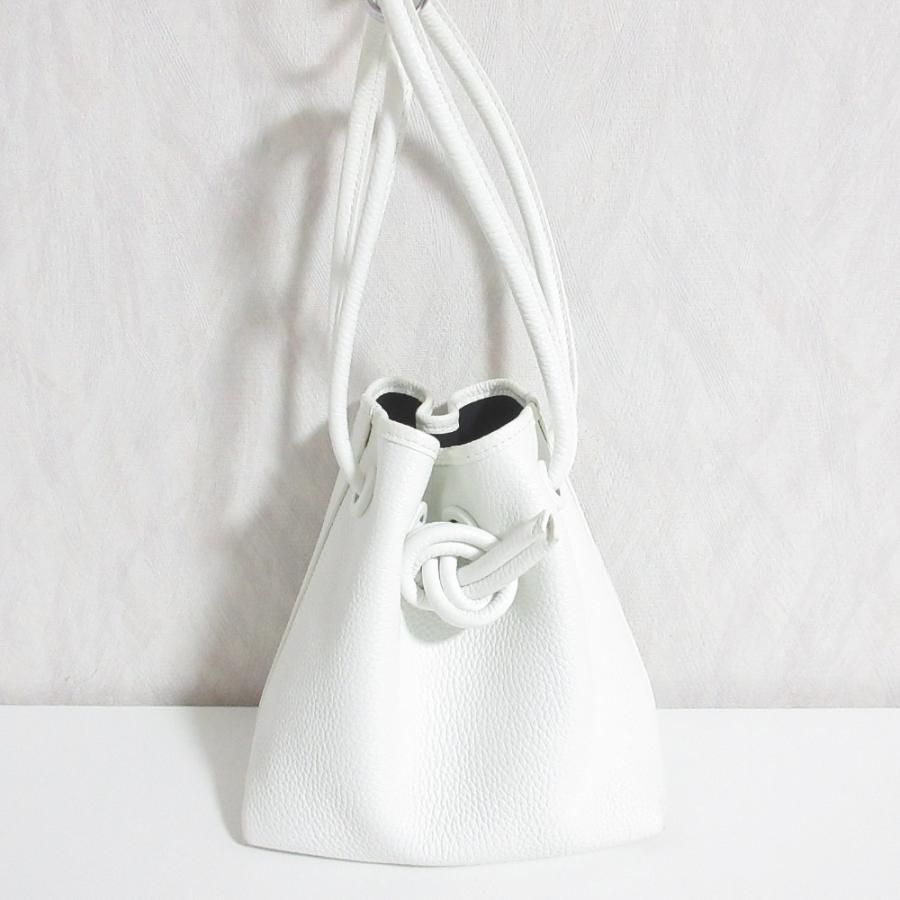 VASIC（ヴァジック） 良品 ボンドミニ ハンドバッグ ホワイト
