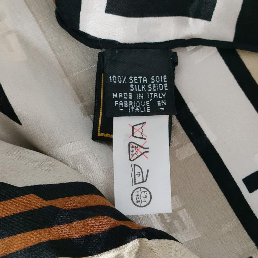 FENDI（フェンディ） 良品 シルク100％ 総柄 大判 バンダナ スカーフ