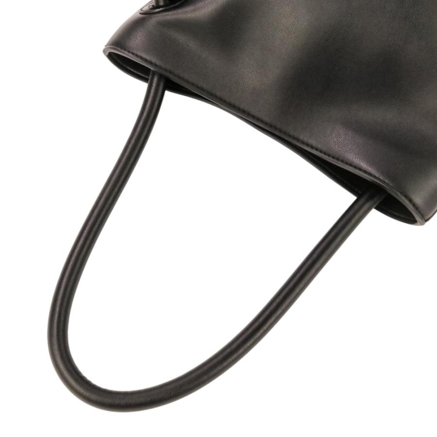 VASIC（ヴァジック） 美品 PATTI MINI パッティミニ レザー