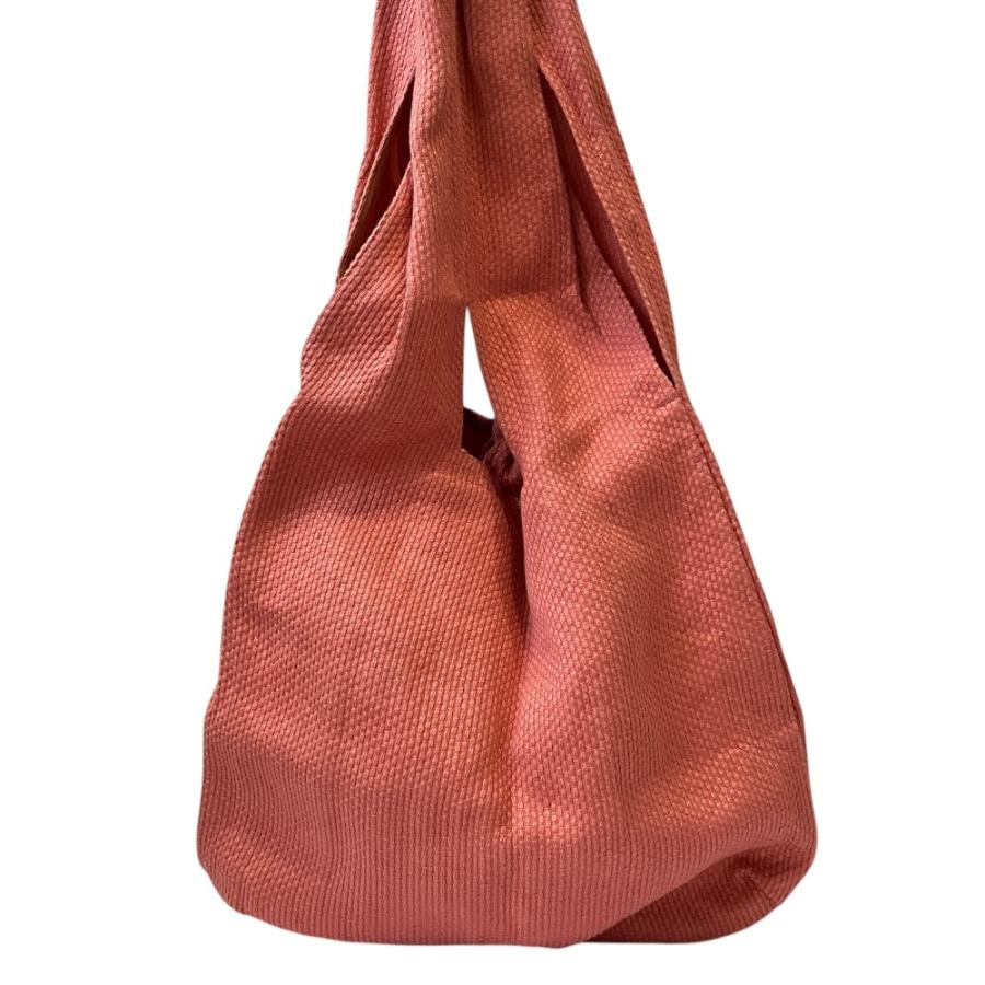 ミナペルホネン ポンピア スリーピングローズ赤使用 バルーントート mina perhonen（ミナペルホネン） 美品 usa bag トートバッグ qs9366