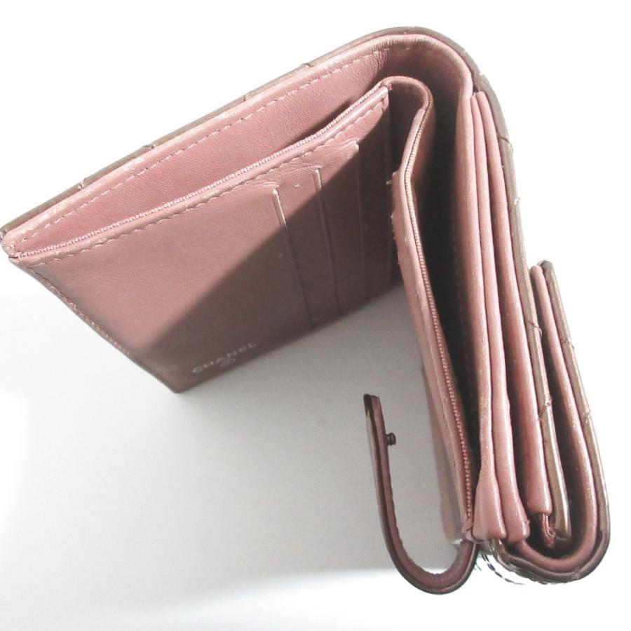 良品 CHANEL シャネル マトラッセ パテントレザー Wホック コンパクトウォレット 財布 ブロンズカラー レディース 古着 中古 USED CHANEL（シャネル） 良品 マトラッセ パテントレザー Wホック