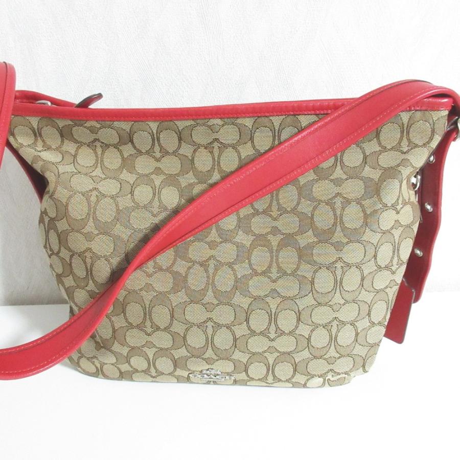COACH（コーチ） 美品 ブティックライン シグネチャー キャンバス
