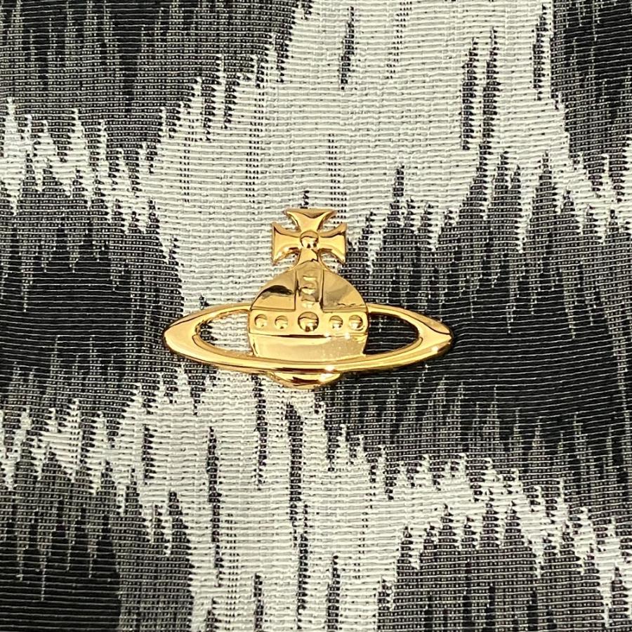 Vivienne Westwood（ヴィヴィアンウエストウッド） 美品 レオパード柄