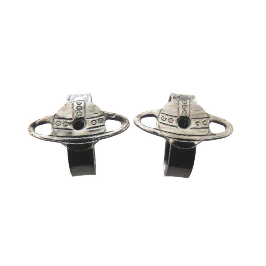 Vivienne Westwood（ヴィヴィアンウエストウッド） 美品 スタッド 