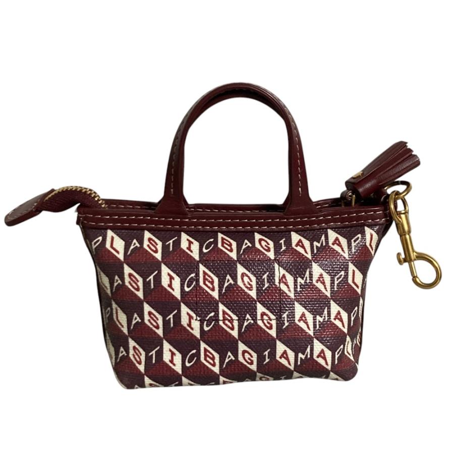 ANYA HINDMARCH（アニヤ・ハインドマーチ） 新品同様 I AM A Plastic