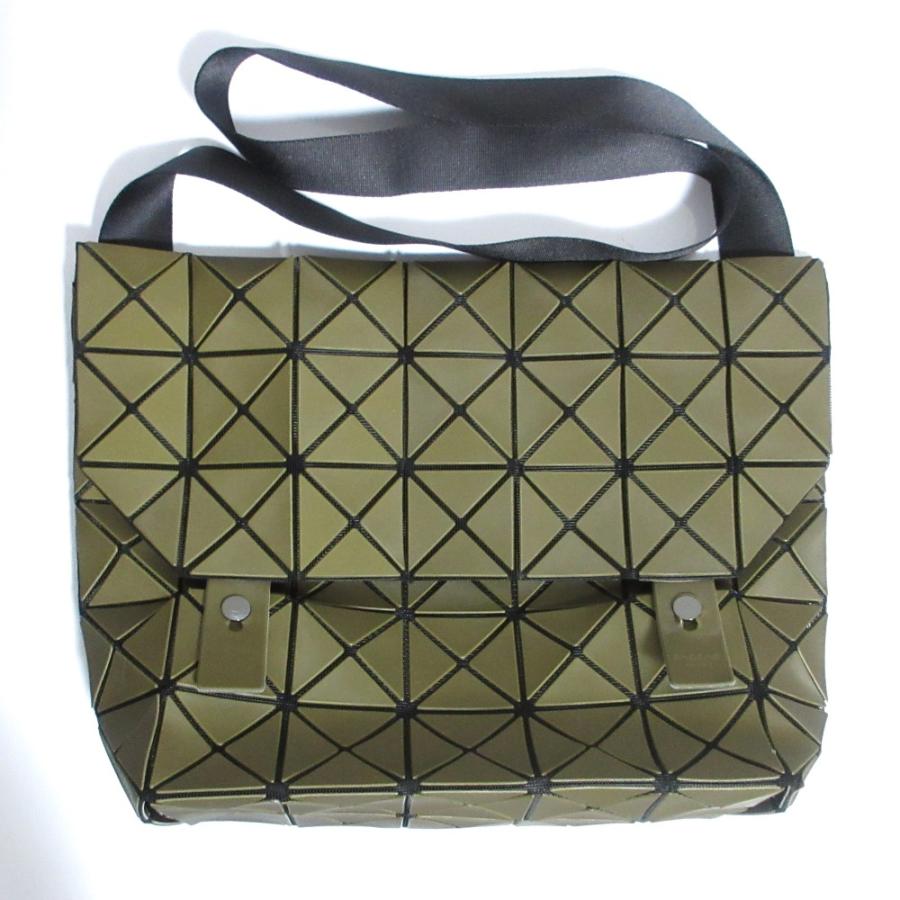 BAO ISSEY MIYAKE バオバオ イッセイミヤケ ショルダーバッグ BB53