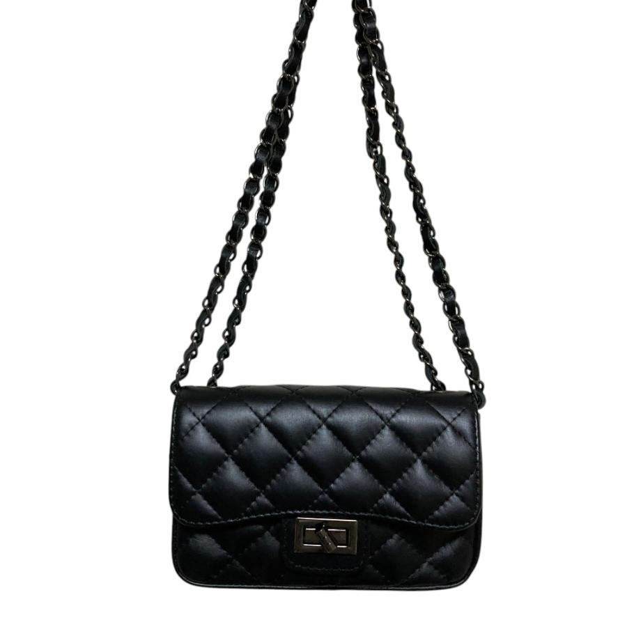 AULENTTI（オウレンティ） 美品 キルティング チェーンショルダー 