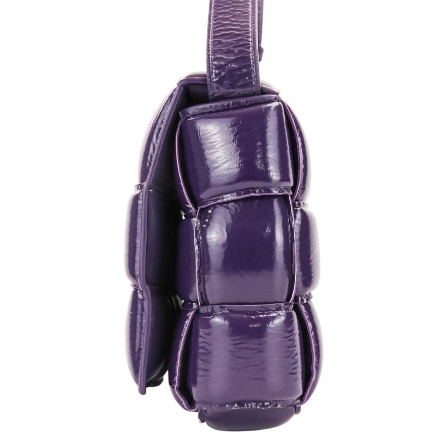 美品 Bottega Veneta ボッテガヴェネタ パデッド カセット イントレ