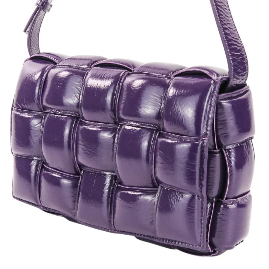 美品 Bottega Veneta ボッテガヴェネタ パデッド カセット イントレ