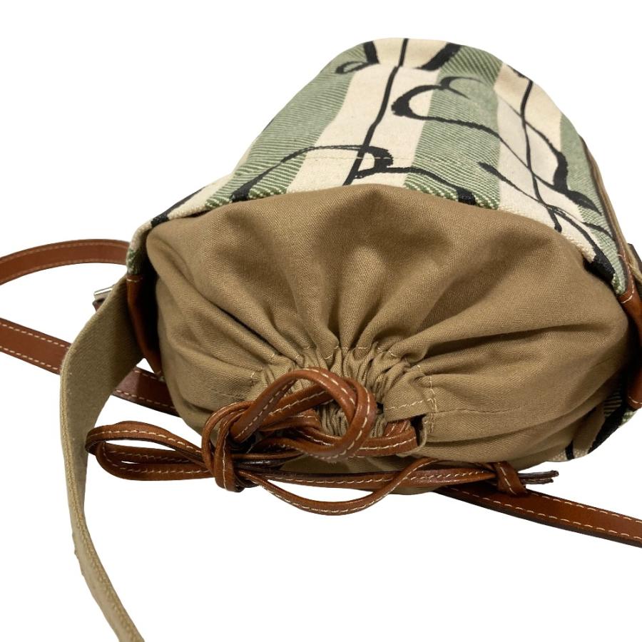 Vivienne Westwood（ヴィヴィアンウエストウッド） 美品 SCRIBBLE 