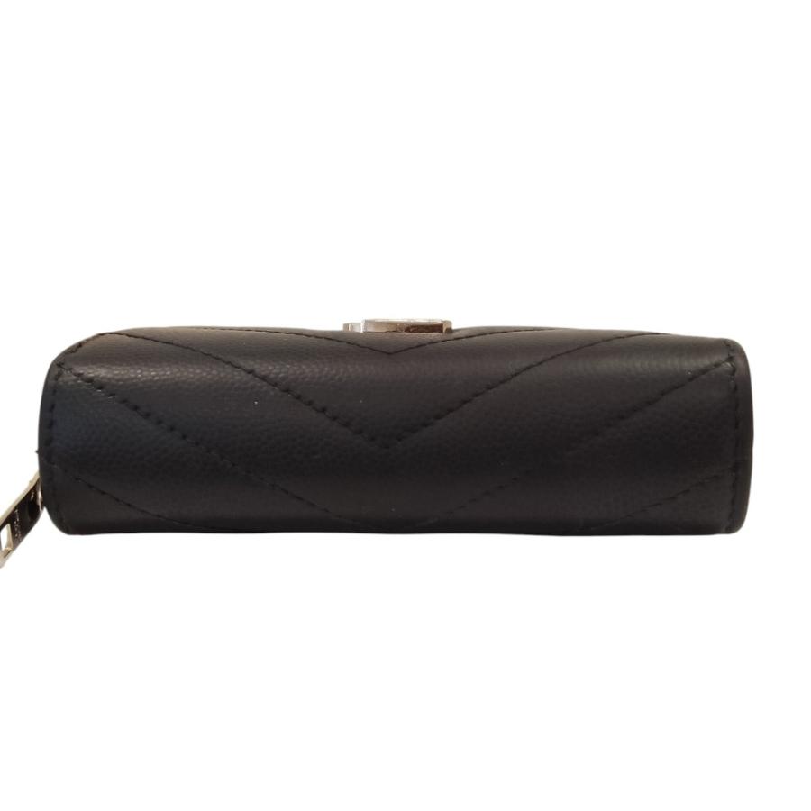 Yves Saint Laurent（イヴ・サンローラン） カサンドラ Vステッチ
