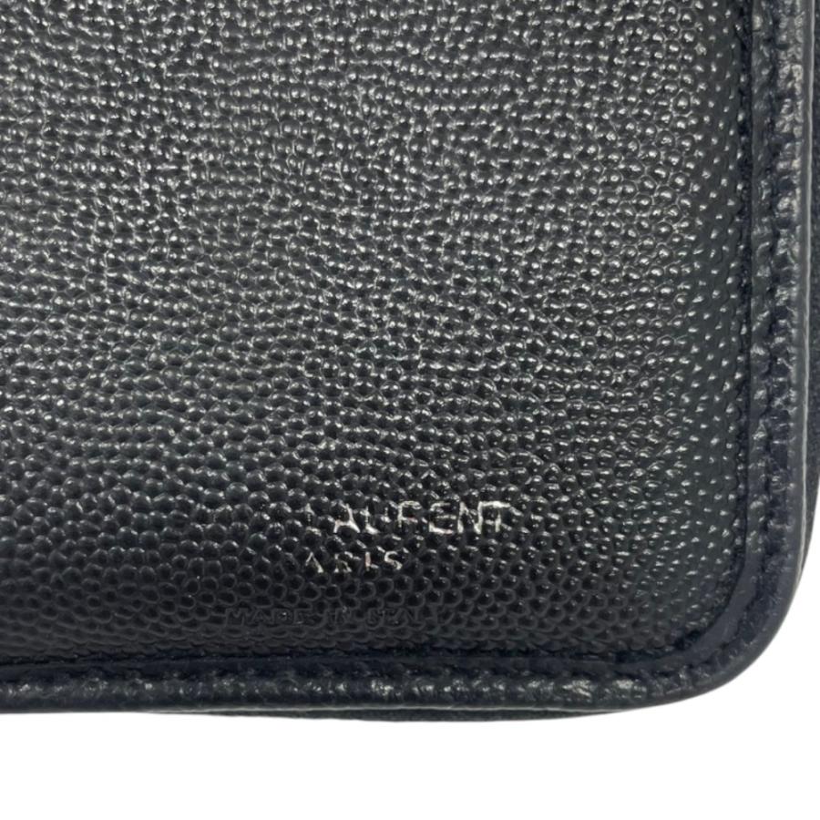 Yves Saint Laurent（イヴ・サンローラン） カサンドラ Vステッチ
