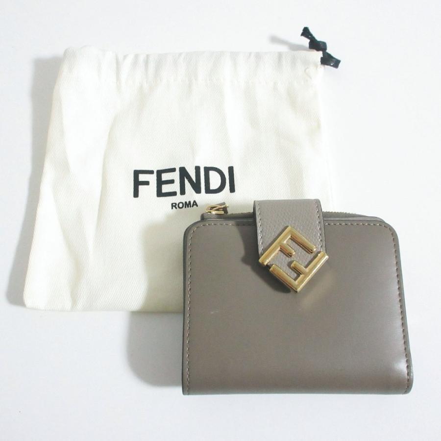 FENDI（フェンディ） 良品 FFダイヤモンド 二つ折りウォレット 財布