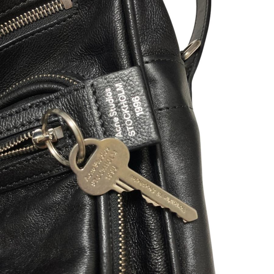 ACNE（アクネ） 美品 Acne Studios ストゥディオズ CAMERO CAMERA
