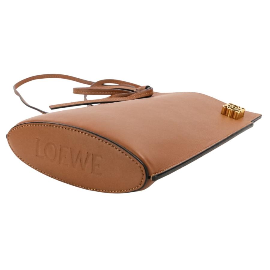 LOEWE（ロエベ） 美品 アナグラム ダイスポケット レザー ショルダー