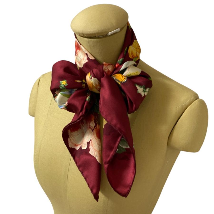 GUCCI（グッチ） 美品 昆虫×ローズプリント 大判 シルクスカーフ