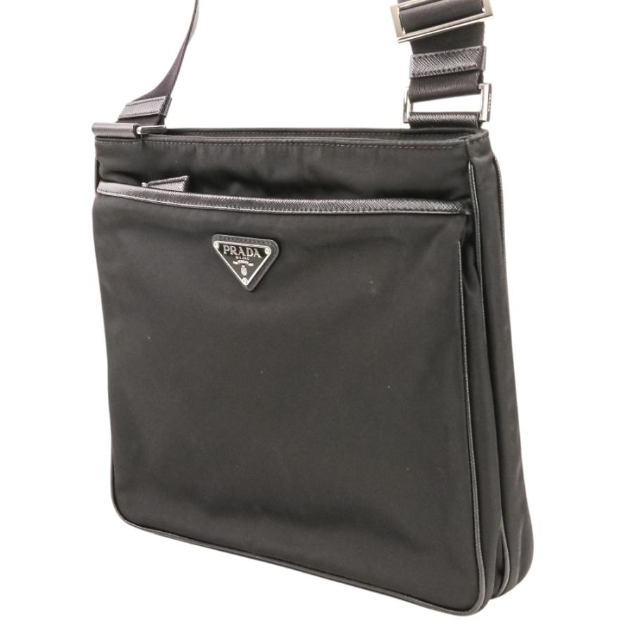PRADA（プラダ） 美品 Re-Nylon サフィアーノレザー トライアングル