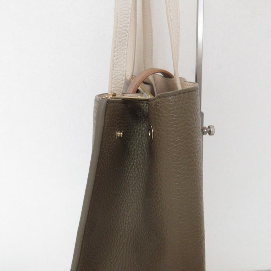 FURLA（フルラ） 美品 SOFIA ソフィア レザー アーチロゴ トートバッグ