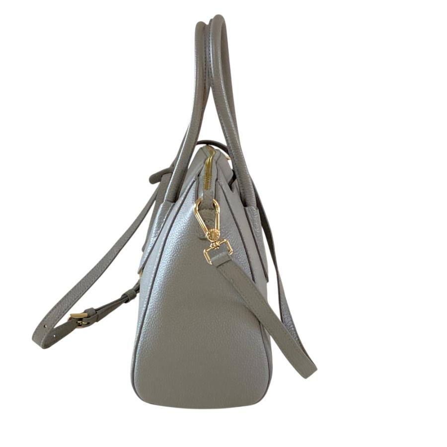 FURLA（フルラ） 美品 ロゴチャーム レザー 2WAY ショルダーバッグ
