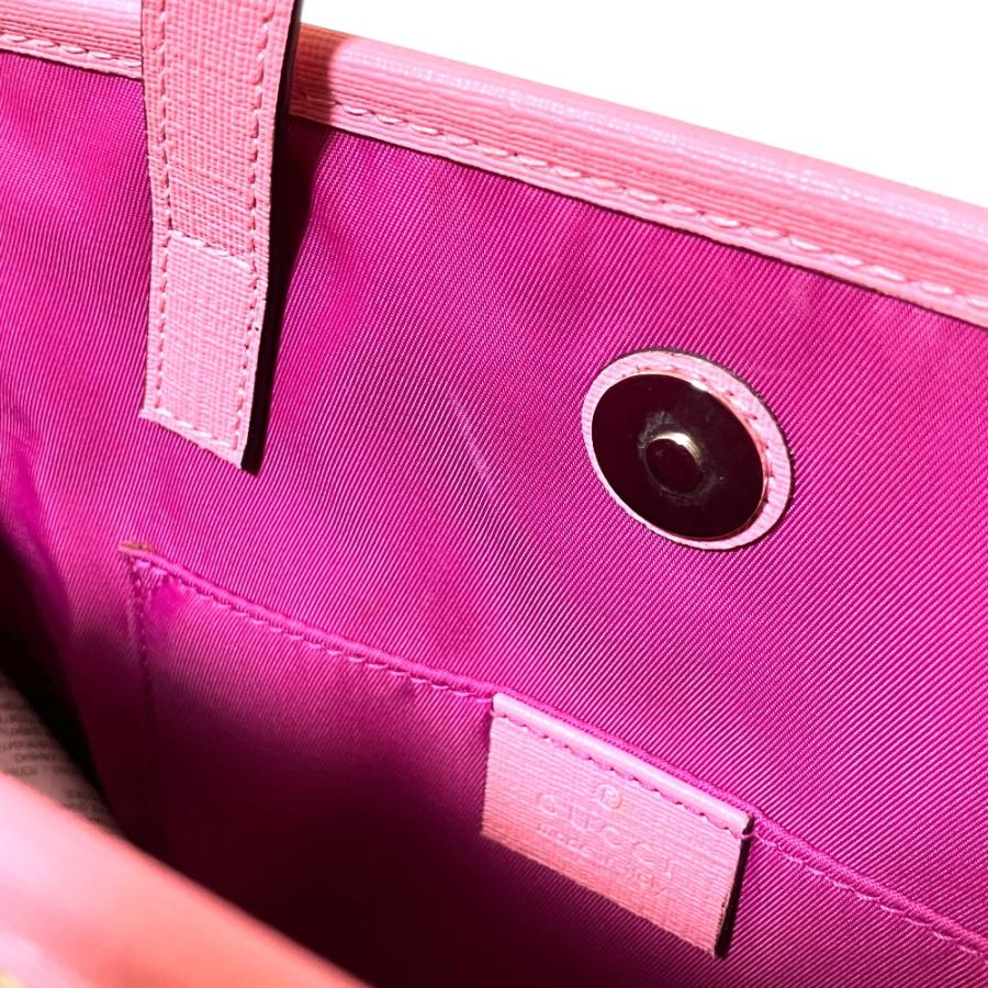 GUCCI（グッチ） 良品 チルドレンズ GGスプリーム 3Dストロベリー