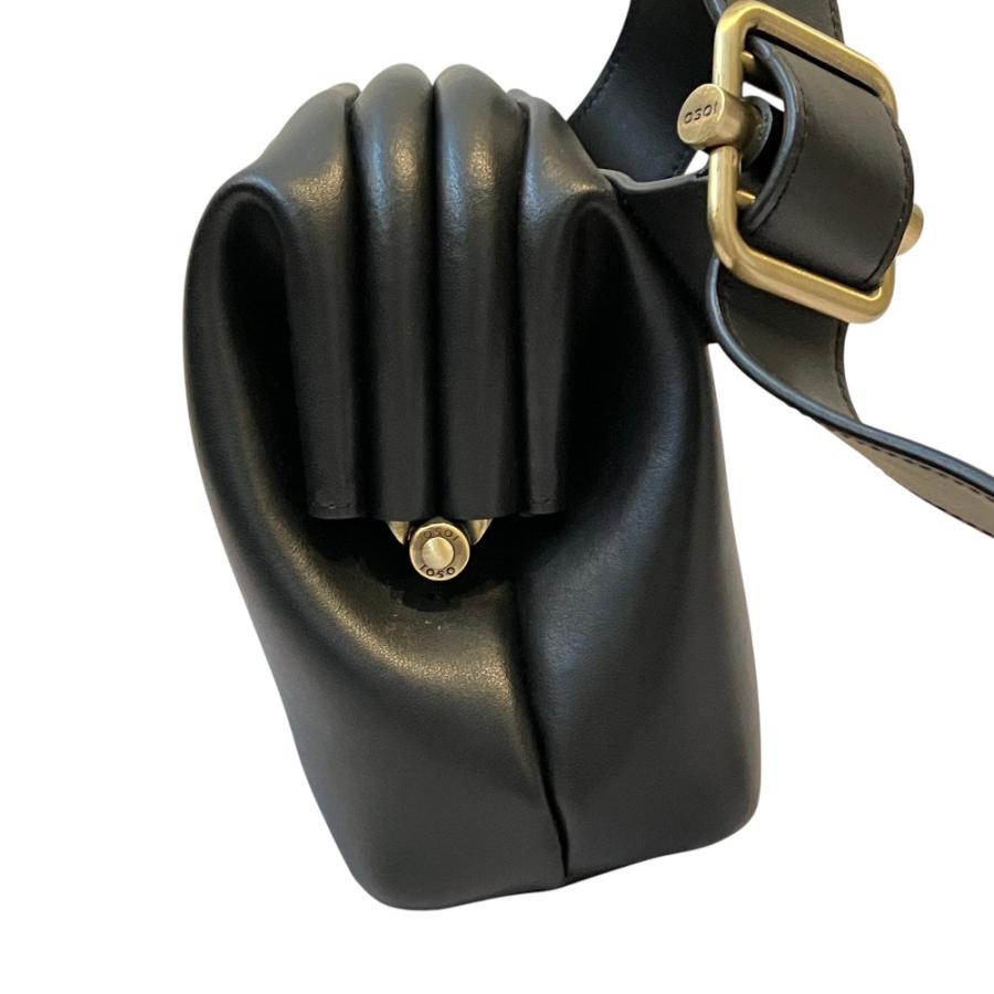 OSOI オソイ MINI BROT ショルダーバッグ　がま口 新品同様 OSOI オソイ MINI BROT レザー がま口 ショルダーバッグ