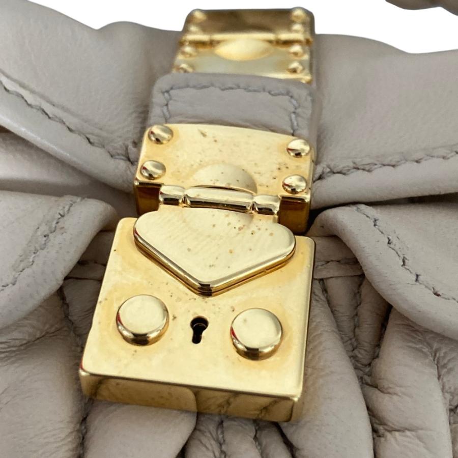 miu miu（ミュウミュウ） 良品 マテラッセ バッグチャーム