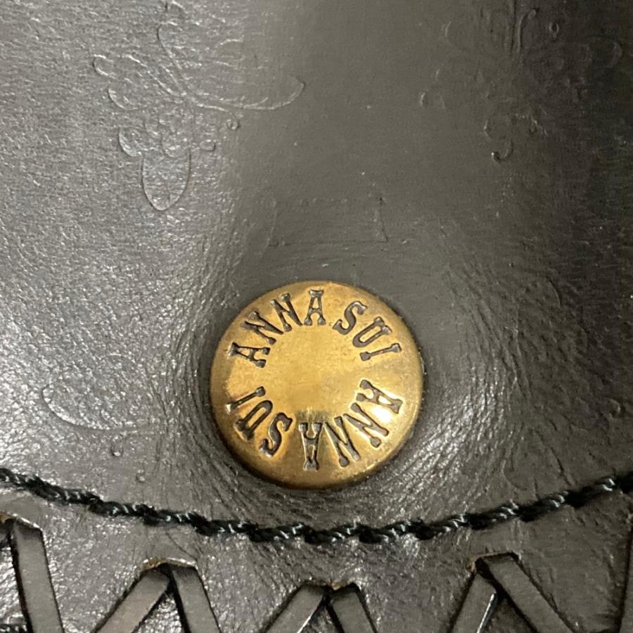 ANNA SUI（アナスイ） 良品 レザー ロゴ バタフライ型押し 編込み 