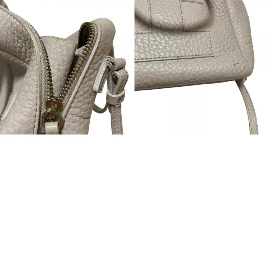 IACUCCI（イアクッチ） 良品 クーポラ ALCE レザー ショルダーバッグ