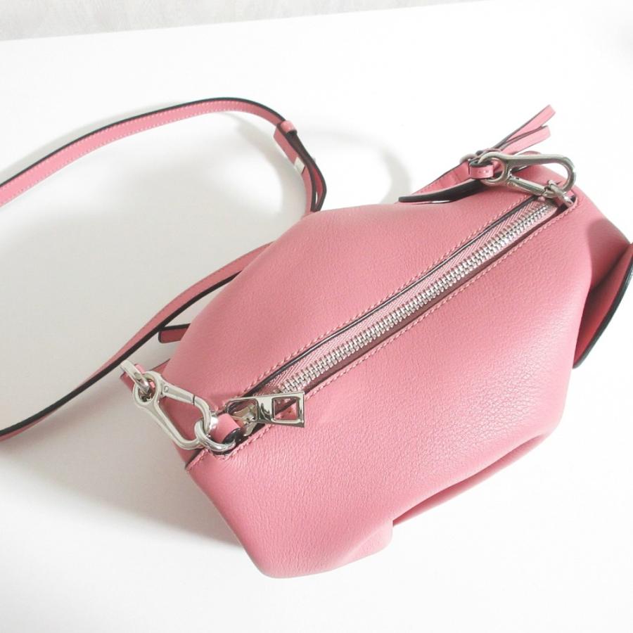 LOEWE（ロエベ） 美品 エレファント レザー ミニショルダーバッグ