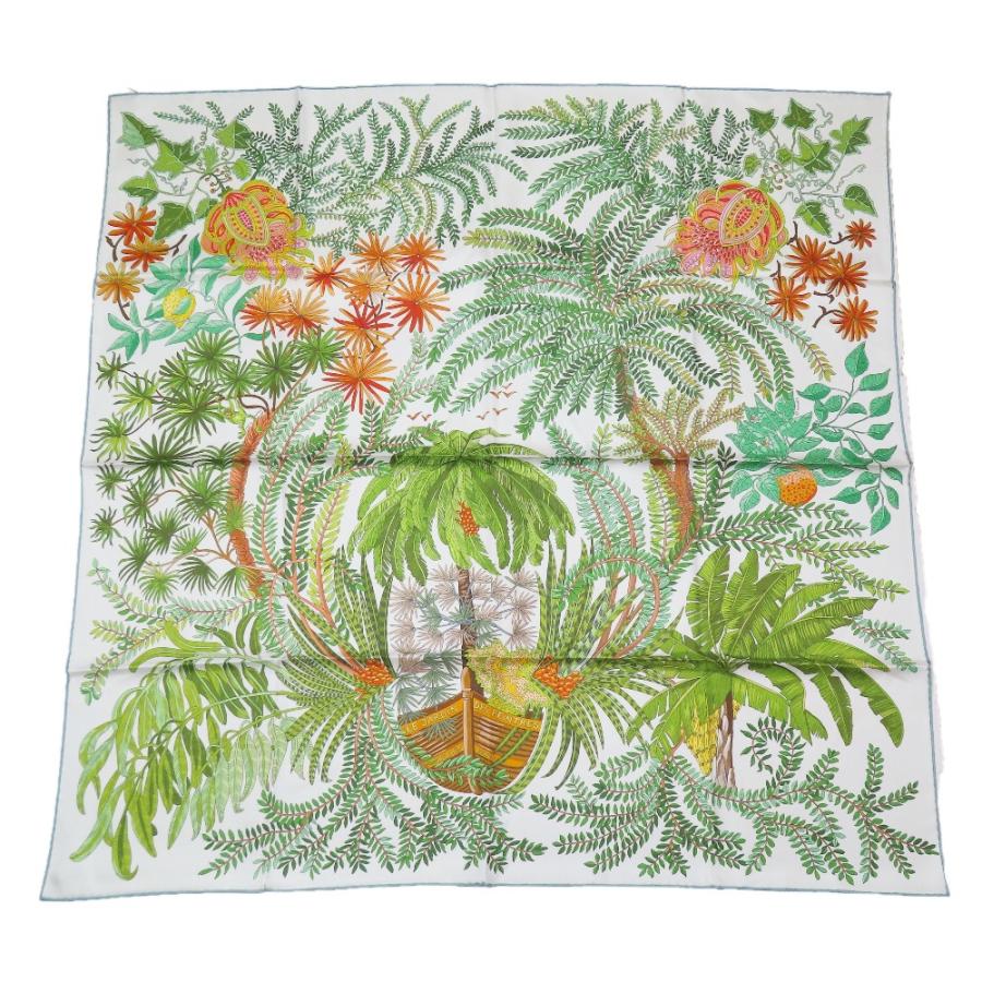 HERMES エルメス プチカレ シルク　緑　花柄 HERMES エルメス プチカレ シルク 緑 花柄 HERMES エルメス プチカレ