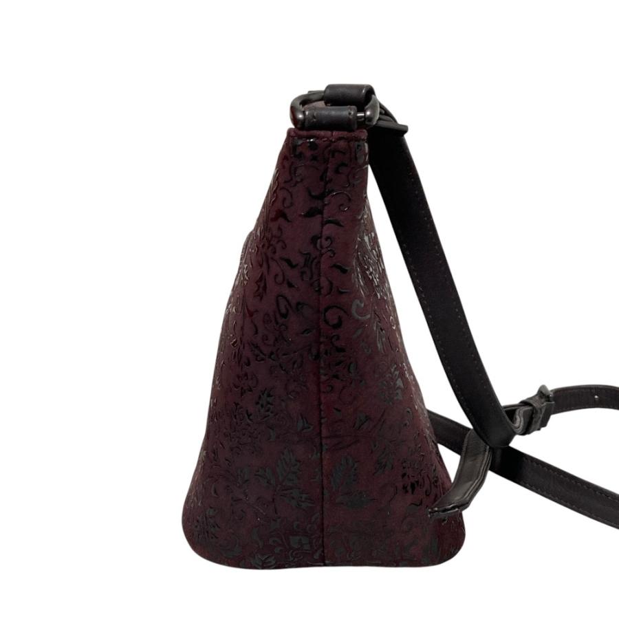 印傳屋（INDEN-YA） 良品 インデンヤ 甲州印伝 花唐草 レザー
