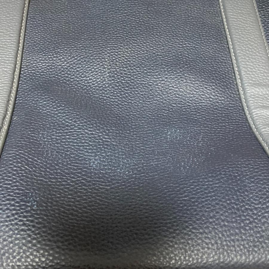 BARNEYS NEWYORK（バーニーズニューヨーク） 良品 シュリンクレザー