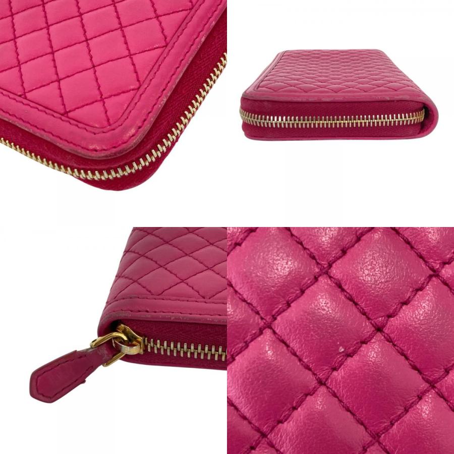 PRADA（プラダ） キルティングレザー ラウンドファスナーロング