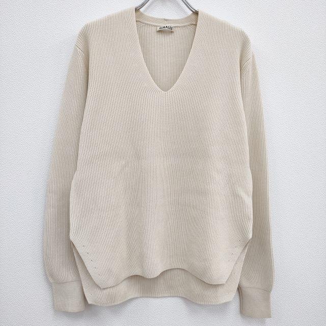 AURALEE アイボリー Vネック 半袖ニット