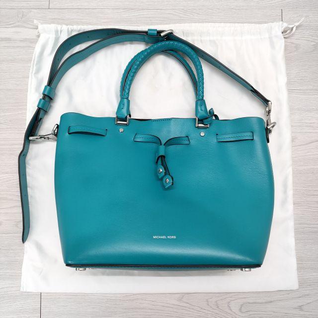 MICHAEL KORS（マイケルコース） Michael Kors BLAKELY ミディアム 
