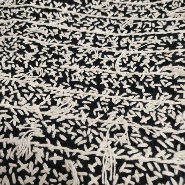 Khadi and Co ウールフェルト手刺繍丸型バッグ 定価29700円 トート