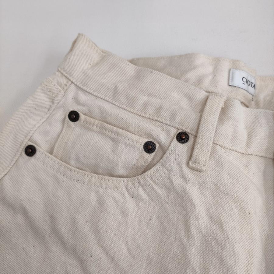 CIOTA（シオタ） 未使用 ホワイト スビンコットン 13.5oz ストレート