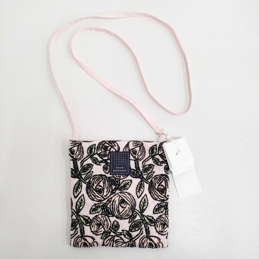 ミナ ペルホネン rosyポケットバッグ ピンク mina perhonen（ミナペルホネン） 未使用品 rosy pocket bag 刺繍