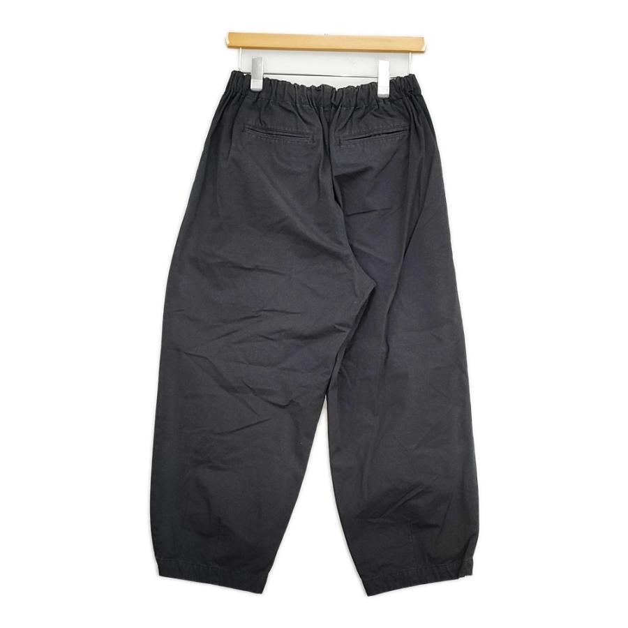 新品かぐれ　黒クロップドパンツ かぐれ コットンクロップドパンツ 定価15400円 GAA4-24M013 イージー