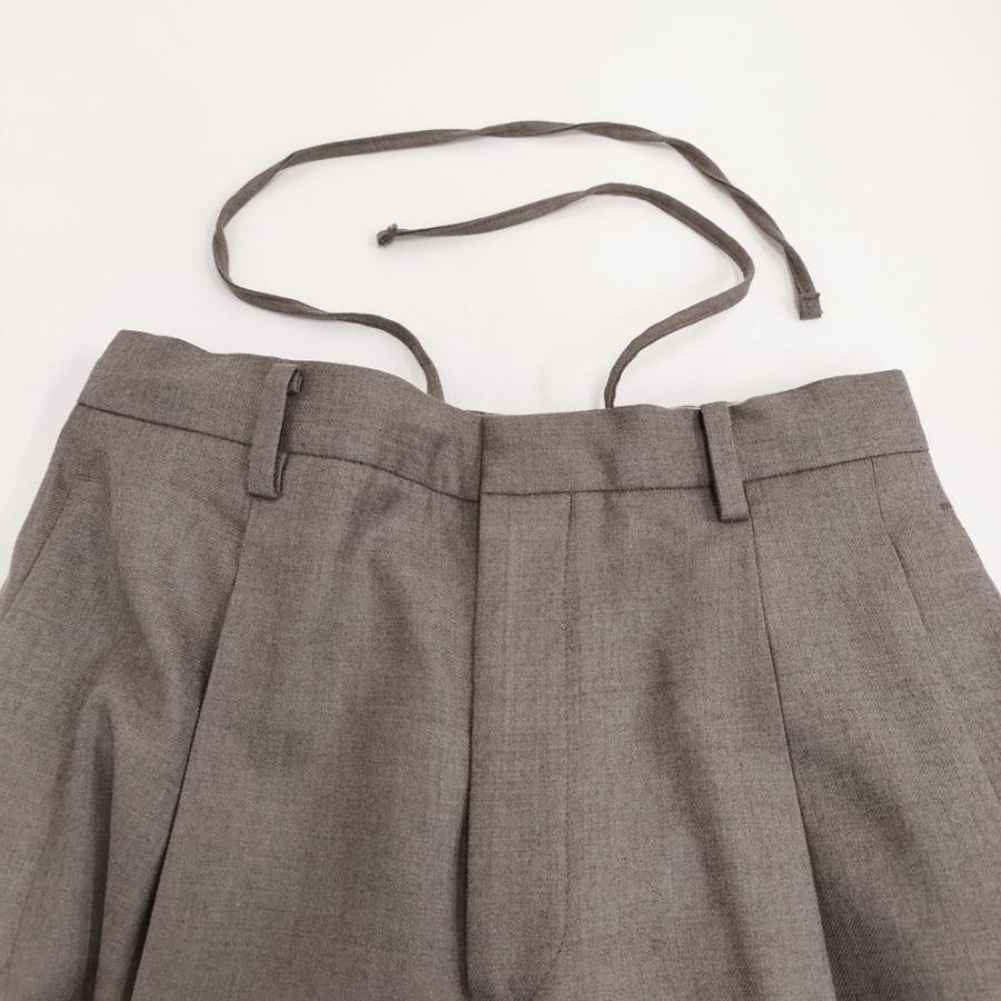 AURALEE（オーラリー） AURALEE SUPER LIGHT WOOL TWO-TUCK SLACKS 1