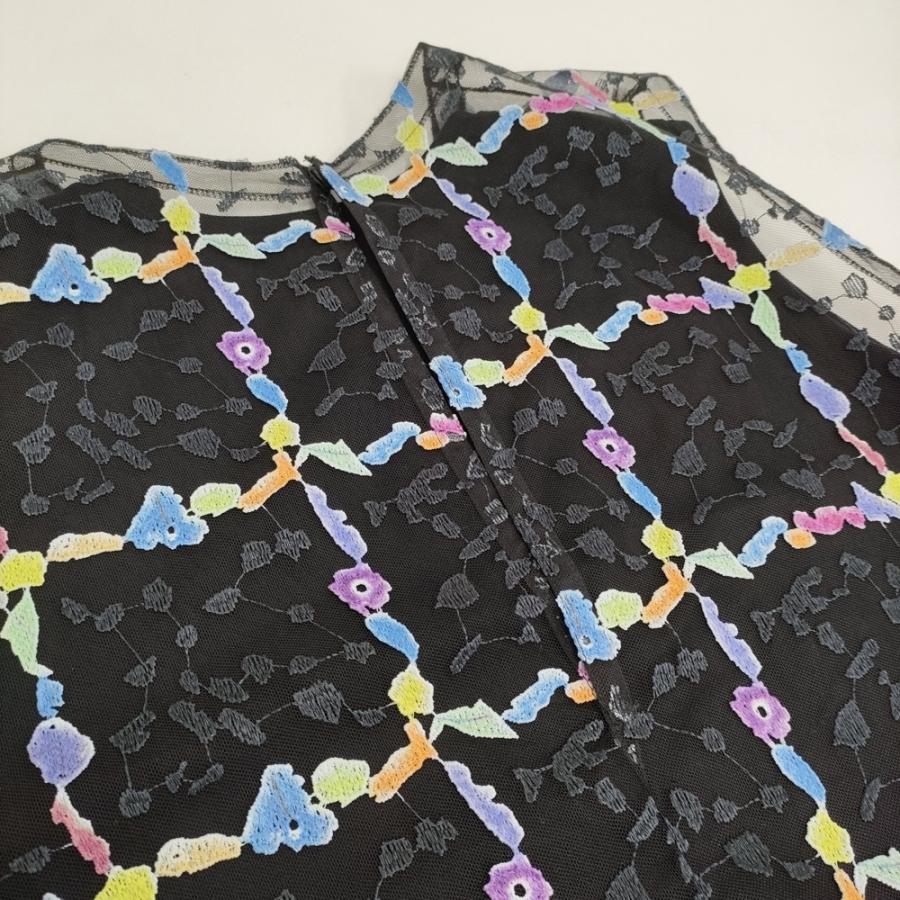 【美品】 ISSEY MIYAKE HaaT ノースリーブワンピース 刺繍　2 ISSEY MIYAKE（イッセイミヤケ） Haat ISSEY MIYAKE 刺繍 チュール