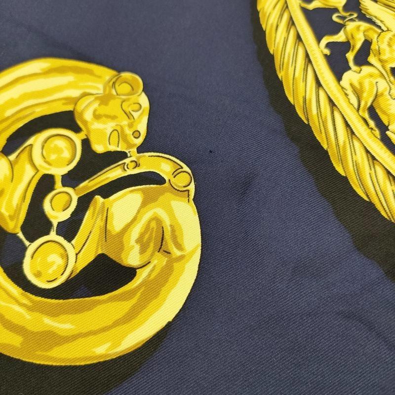 HERMES（エルメス） カレ90 LES CAVALIERS D'OR 黄金の騎士 大判