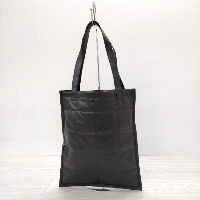 YOKE 22AW 新品 QUILTED LEATHER TOTE BAG 定価31900円 レザー YOKE 22AW 新品 QUILTED LEATHER TOTE BAG 定価31900円 レザー